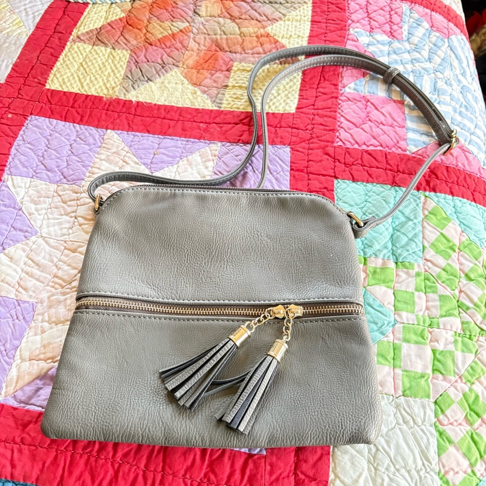Chic Gray Tassel Crossbody Bag